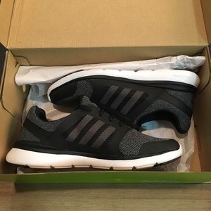 Adidas Cloudfoam Xpression Neoprene - Women’s 6.5